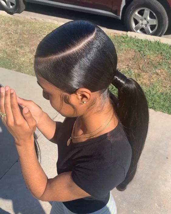 Wraparound Low Ponytail With Deep Side Part | Black hair tribe