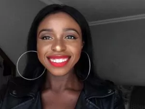 mac ruby woo on dark skin