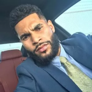 Shaped Beard With High Top