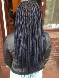 navy blue box braids